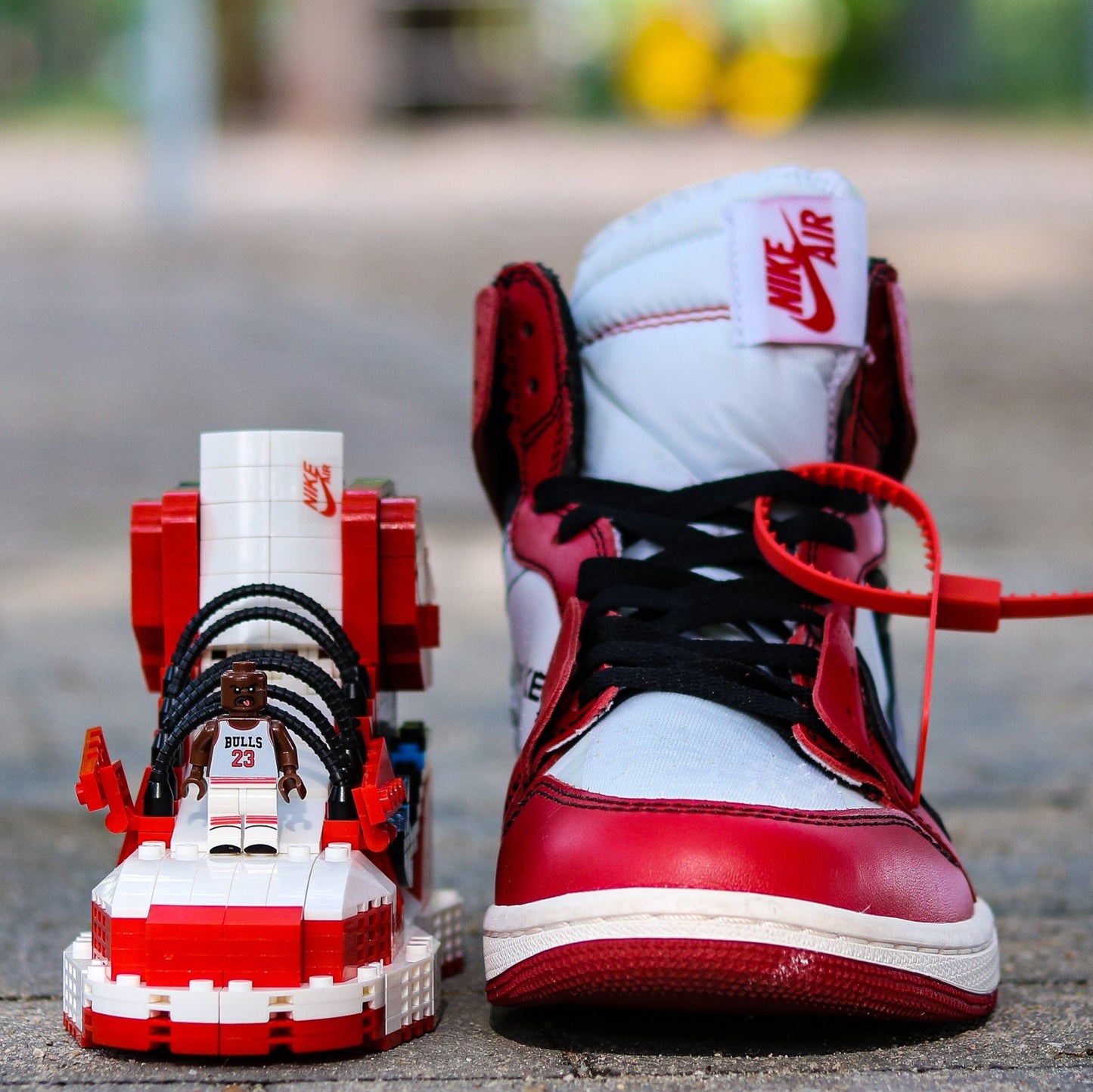 #sneaker bricks# - #hypebrickz# - #sneakergifts# - Custom Air Jordan 1 Off White Chicago LEGO Style
