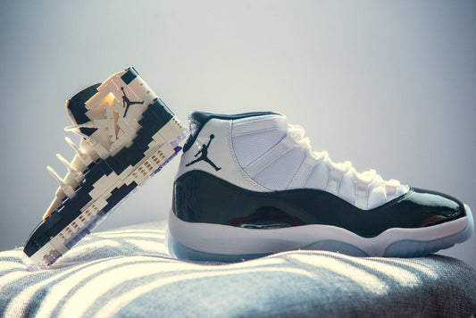 #sneaker bricks# - #hypebrickz# - #sneakergifts# - Custom Air Jordan 11 Concord LEGO Style