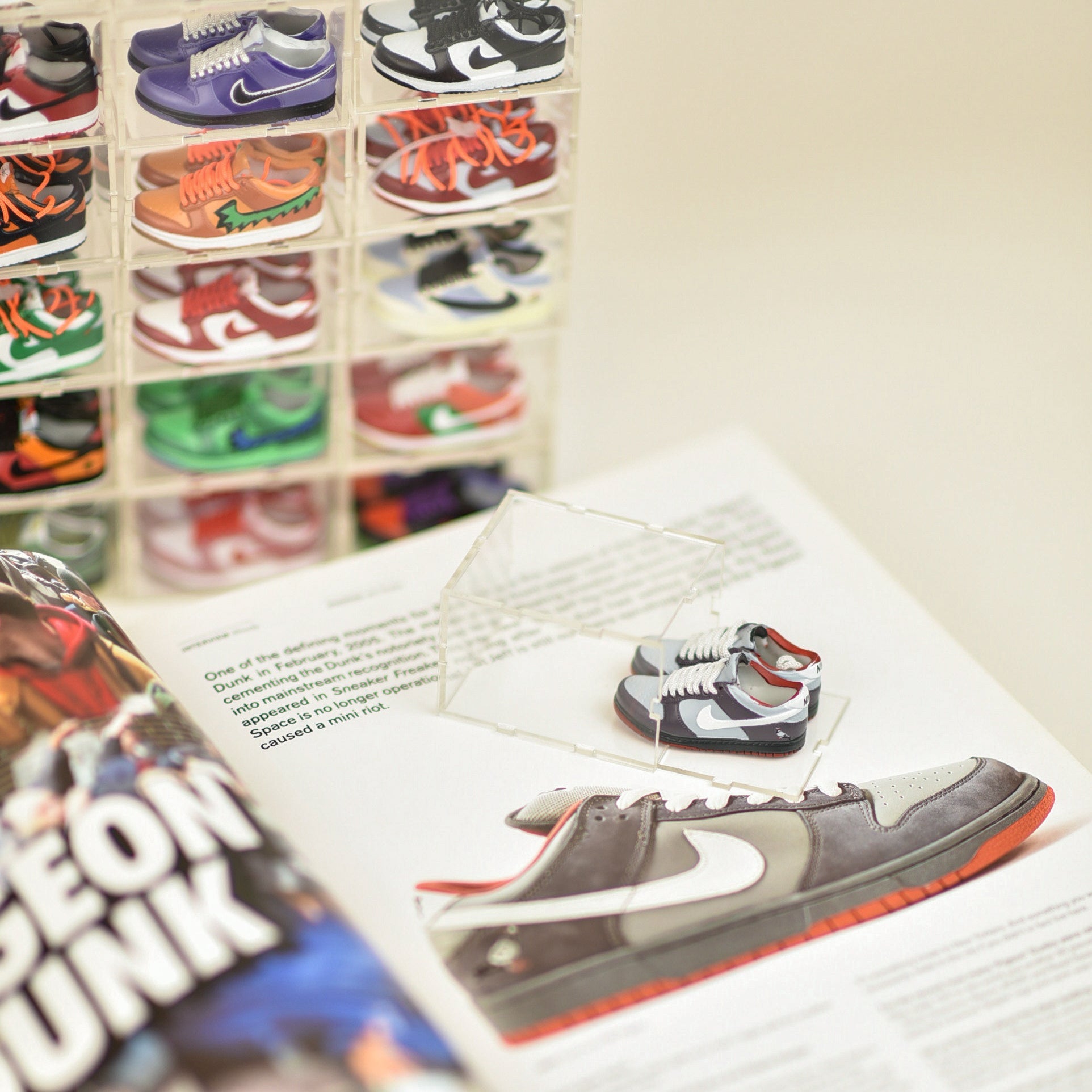 #sneakerbricks# - #hypebrickz# - #sneakergifts#