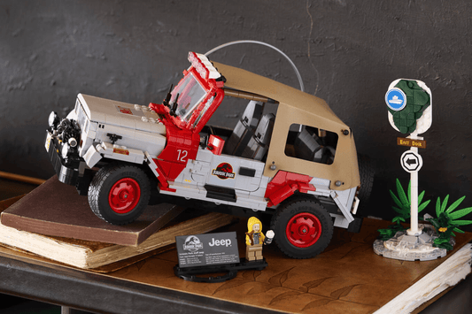 LEGO 77984 Jurassic Park Jeep Wrangler Lands in Stores With a Timely Dinosaur Bonus - HYPEBRICKZ