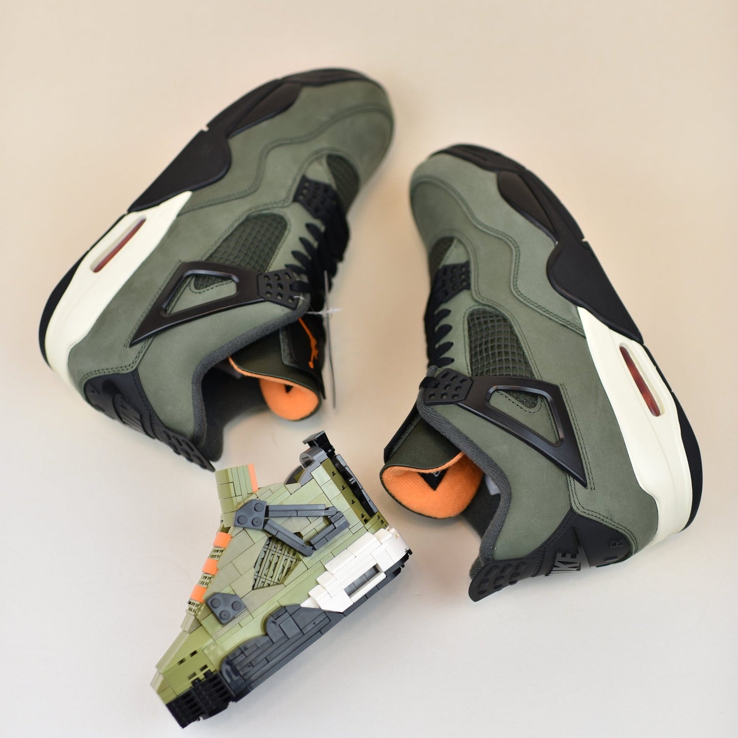 sneakerbricks - hypebrickz - sneakergifts