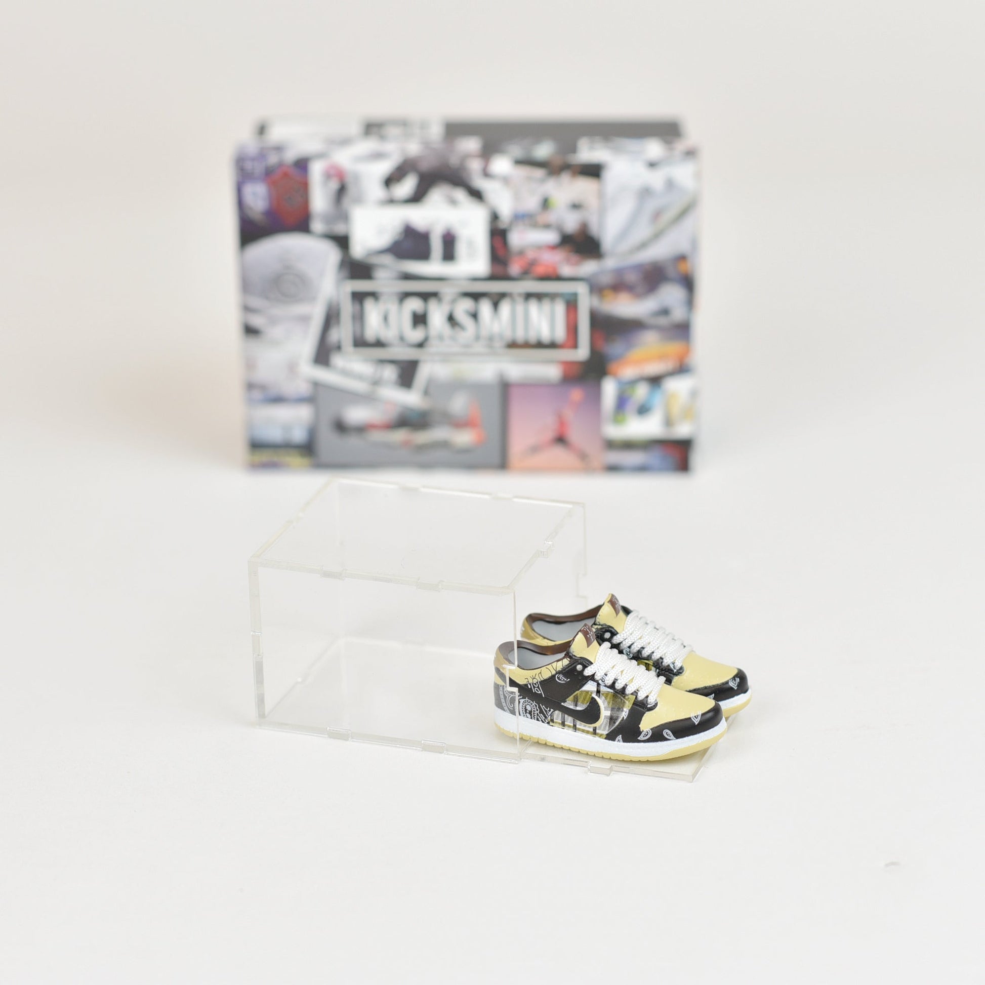 #sneakerbricks# - #hypebrickz# - #sneakergifts#
