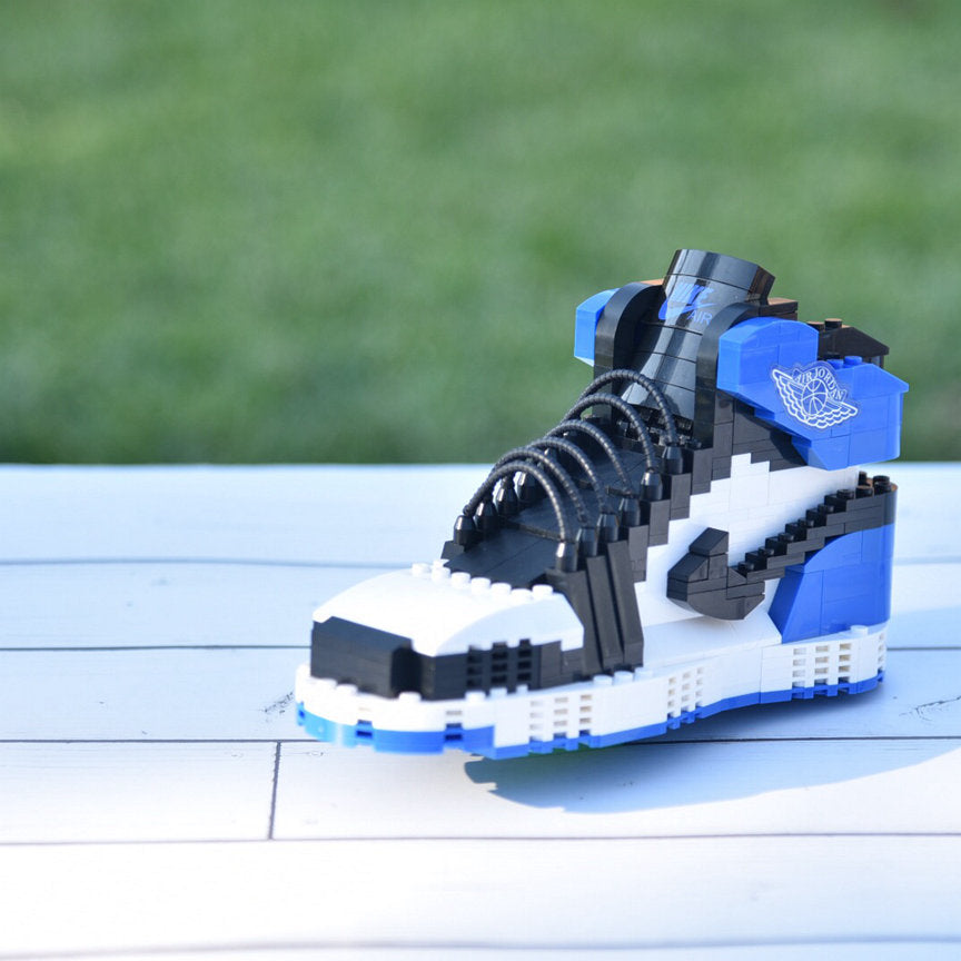 LARGE AJ1 "Fragment" Sneaker Bricks Sneaker 3D Puzzle Building Toy with Mini Figure